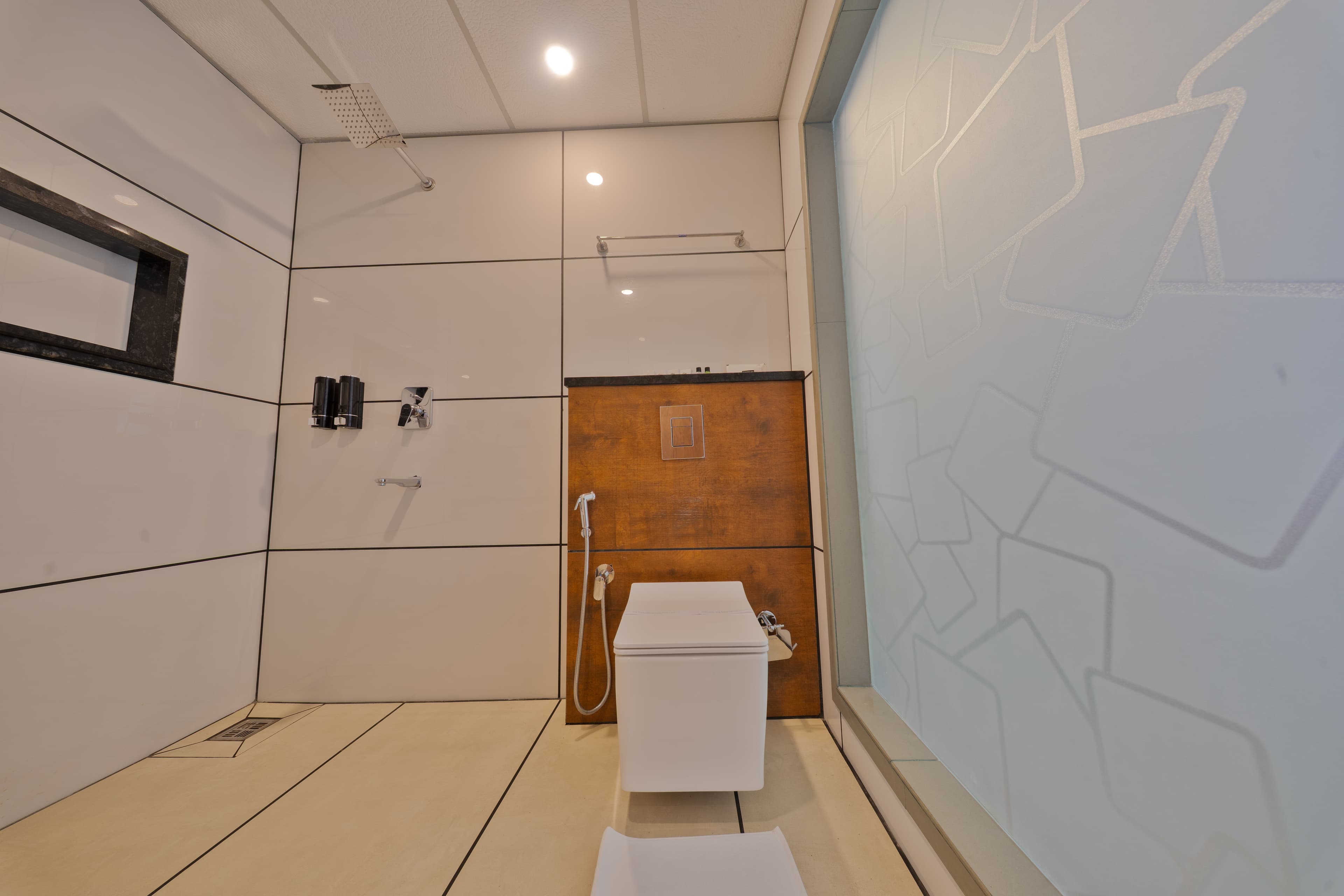 Thoughtfully curated guest comfort touches
